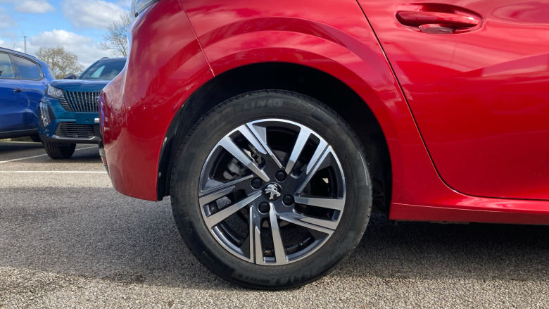 Peugeot 208 1.2 PureTech 100 Allure Premium + 5dr Petrol Hatchback